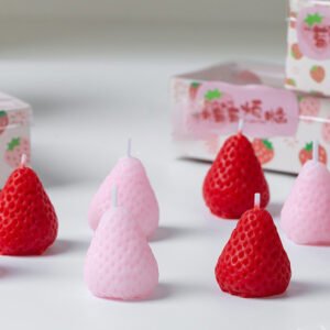 strawberry scented candle